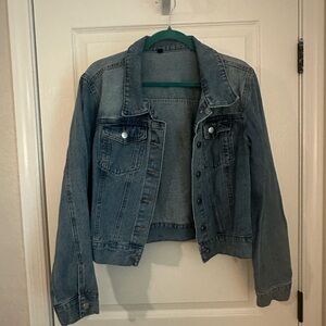 Women's Light Blue Cropped Denim Jacket
